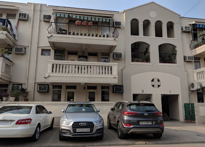 3 BHK + Servant Room Builder Floor For Sale in Sector 57