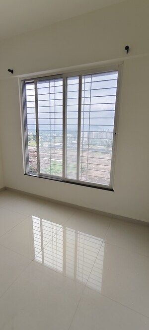 Room in 2 BHK Apartment at Shapoorji Pallonji Joyville Hinjewadi, Hinjewadi – for Rent