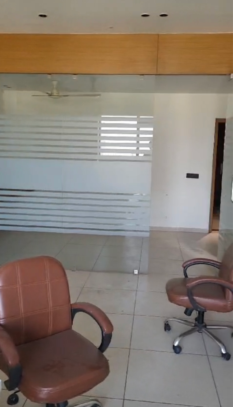 Team Area, science city Commercial Office Space in IT/SEZ 770 Sq.Ft. In Science City Ahmedabad 9232189