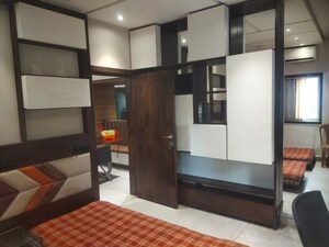 Bedroom in 2 BHK Apartment at Shiv Parvati, Malad West – for Rent