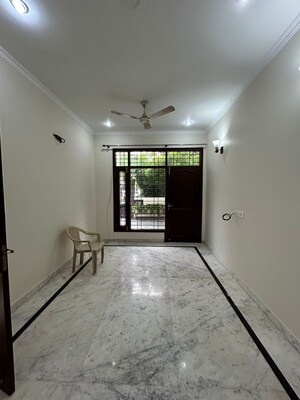 Room in 3 BHK Independent House at Sector 23 – for Rent