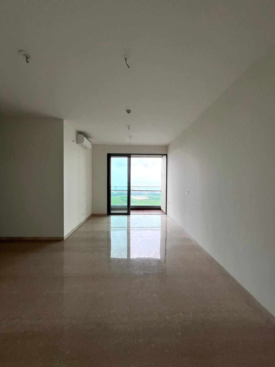 3 BHK + Servant Room Apartment For Rent in Piramal Mahalaxmi