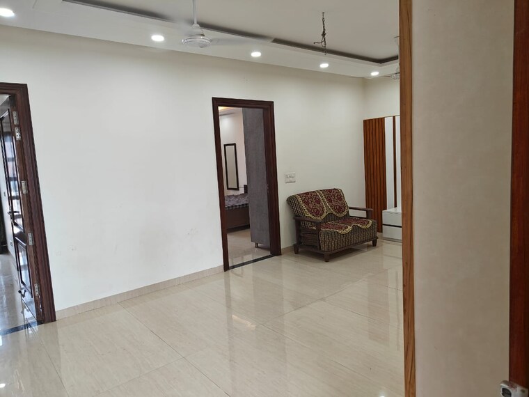 Room, sector 66 b 2 Bedroom 1100 Sq.Ft. Apartment In Sector 66 B Mohali 9232140