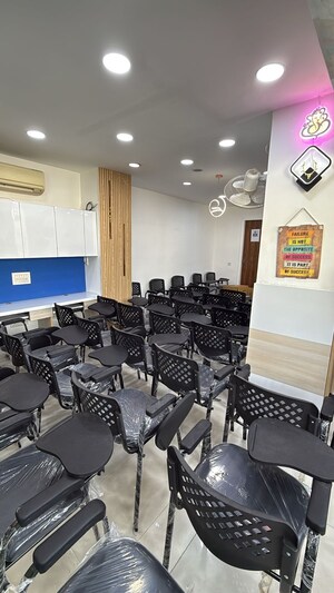 Team Area in  Office Space at Netaji Subhash Place – for Rent