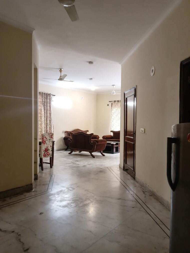 Room, ansal-plaza-sector-23 3 Bedroom 1880 Sq.Ft. Builder Floor In Sector 23 Gurgaon 9232259