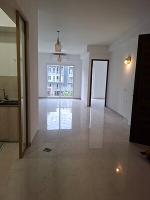 Room in 4 BHK Apartment at M3M Merlin, Sector 67 – for Rent