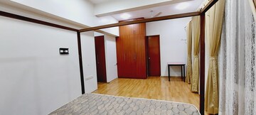 Bedroom in 3 BHK Apartment at Peninsula Ashok Towers, Parel – for Rent