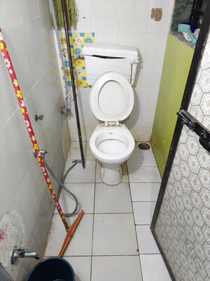 Bathroom in  Shop at Satyam Heights Seawoods, Seawoods – for Rent