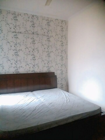 Bedroom in 2 BHK Builder Floor at East Patel Nagar – for Rent