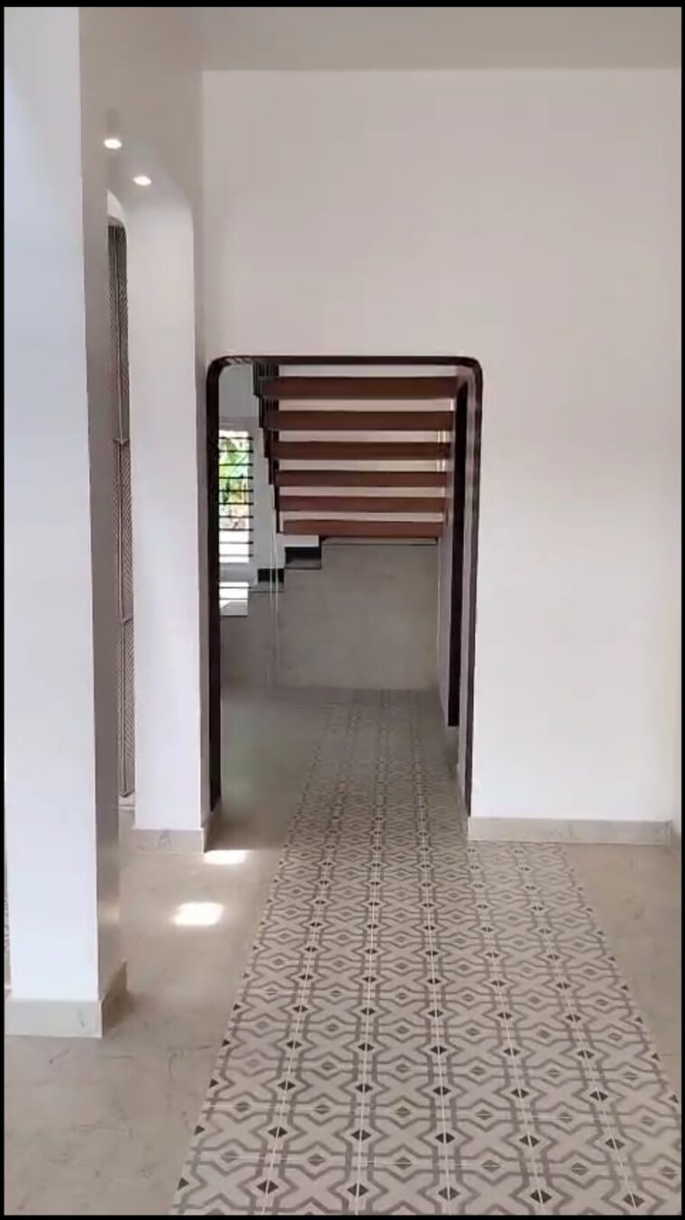 undefined, kuttoor 4 Bedroom 3000 Sq.Ft. Independent House In Kuttoor Thrissur 9232317