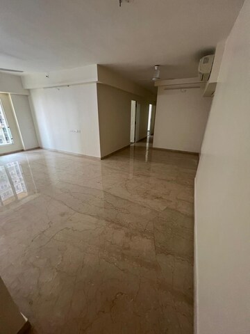 Room in 3 BHK Apartment at K Raheja Vivarea, Mahalaxmi – for Rent