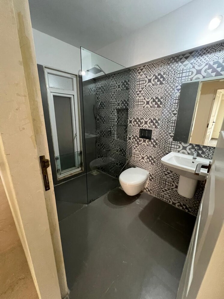 Living Room, k-raheja-vivarea 3 Bedroom 2040 Sq.Ft. Apartment In Mahalaxmi Mumbai 9232389