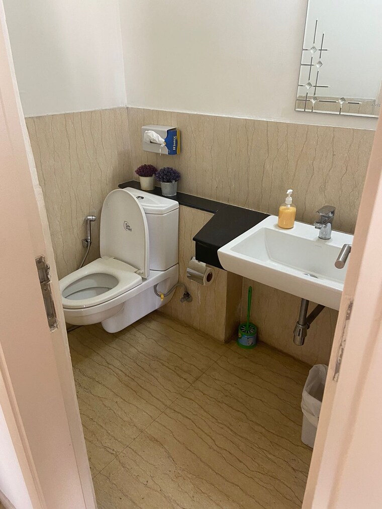 Bathroom, pioneer-park-presidia 4 Bedroom 3900 Sq.Ft. Apartment In Sector 62 Gurgaon 9232419