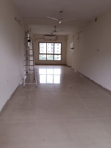 Room in 4 BHK Apartment at Lodha Casa Bella, Dombivli East – for Rent