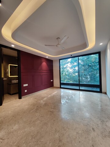 Room in 4 BHK Builder Floor at Surya CGHS, Sector 43 – for Rent