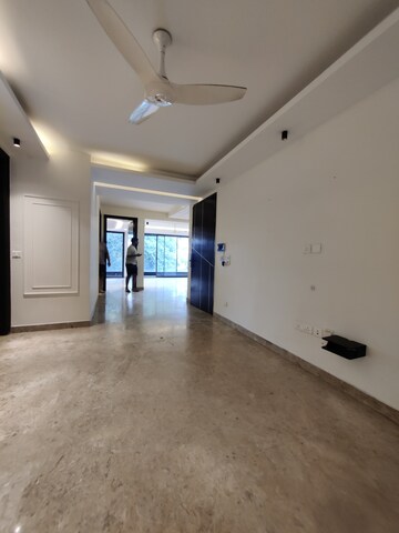 Room in 4 BHK Builder Floor at Surya CGHS, Sector 43 – for Rent