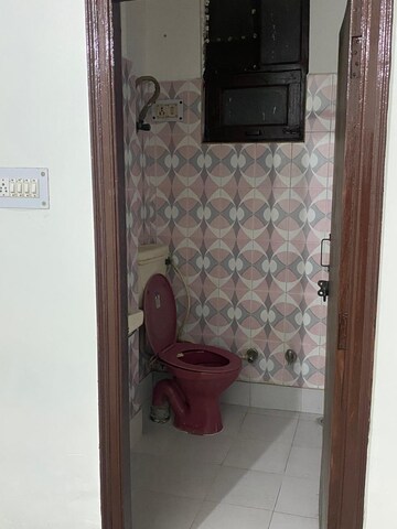 Bathroom in 1 RK Builder Floor at Mayur Vihar – for Rent