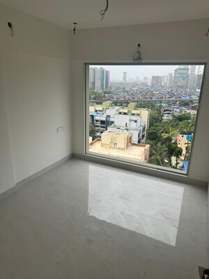Room in 2 BHK Apartment at Alliance Abhimanyu, Malad West – for Sale