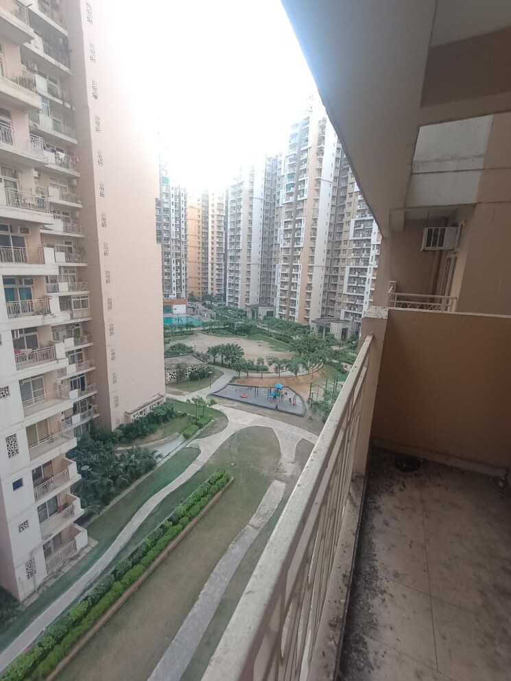 Balcony, mahagun-mywoods 4 Bedroom 1810 Sq.Ft. Apartment In Sector 16c Greater Noida Greater Noida 9232710