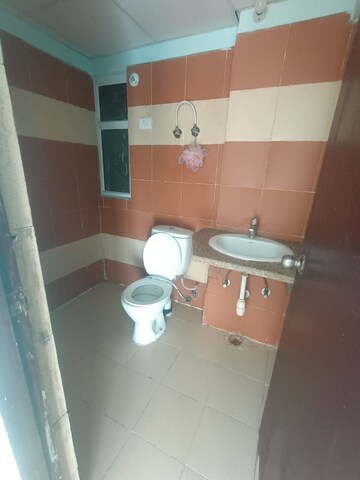 Bathroom in 4 BHK Apartment at Mahagun Mywoods, Sector 16c Greater Noida – for Rent
