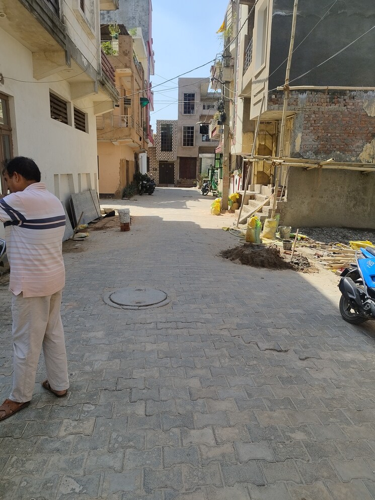 Exterior View, moolchand-enclave  120 Sq.Yd. Plot In Nandgram Ghaziabad 9232751