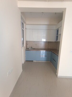 Furnished Amenities in 2.5 BHK Apartment at Mahagun Mywoods, Sector 16c Greater Noida – for Rent