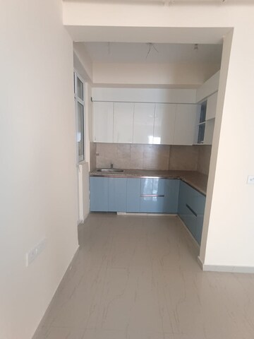 Furnished Amenities in 2.5 BHK Apartment at Mahagun Mywoods, Sector 16c Greater Noida – for Rent