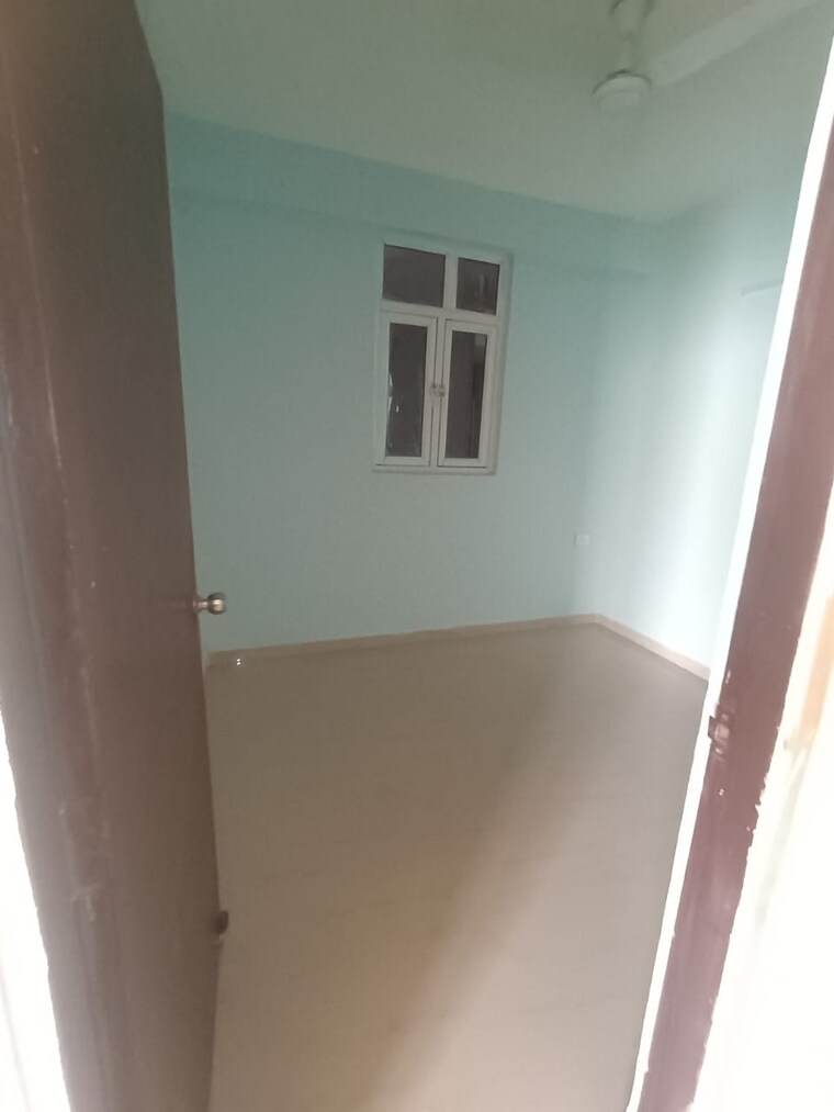 Room, mahagun-mywoods 2.5 Bedroom 1125 Sq.Ft. Apartment In Sector 16c Greater Noida Greater Noida 9232748