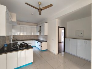 Kitchen in 3 BHK Villa at BPTP Amstoria, Sector 102 – for Rent