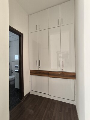 Kitchen in 3 BHK Villa at BPTP Amstoria, Sector 102 – for Rent