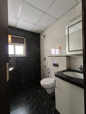 Kitchen in 3 BHK Villa at BPTP Amstoria, Sector 102 – for Rent