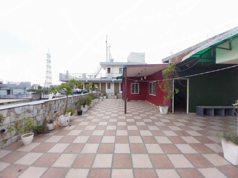  Parking, vipul-world-plots 5 Bedroom 2800 Sq.Ft. Builder Floor In Sector 48 Gurgaon 9232762