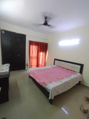  Pg For Rent in Sector 75