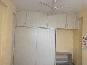 Bedroom in 3 BHK Apartment at Sri Balaji Nilayam Madhapur, Madhapur – for Rent