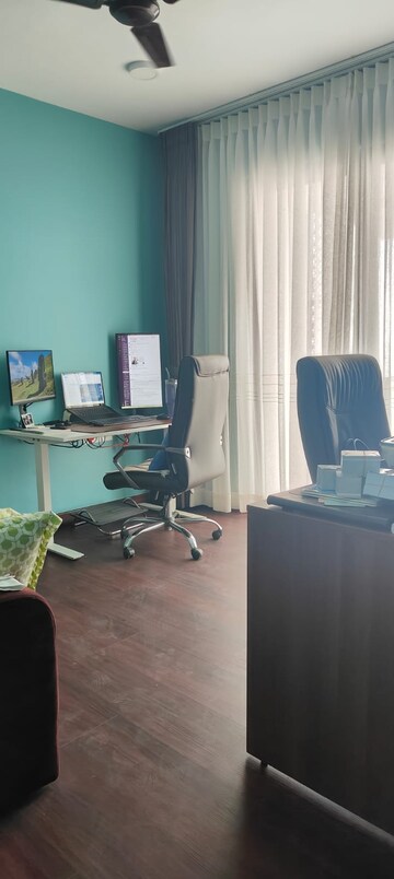 Team Area in 3 BHK Apartment at Lodha Dioro, Wadala – for Rent