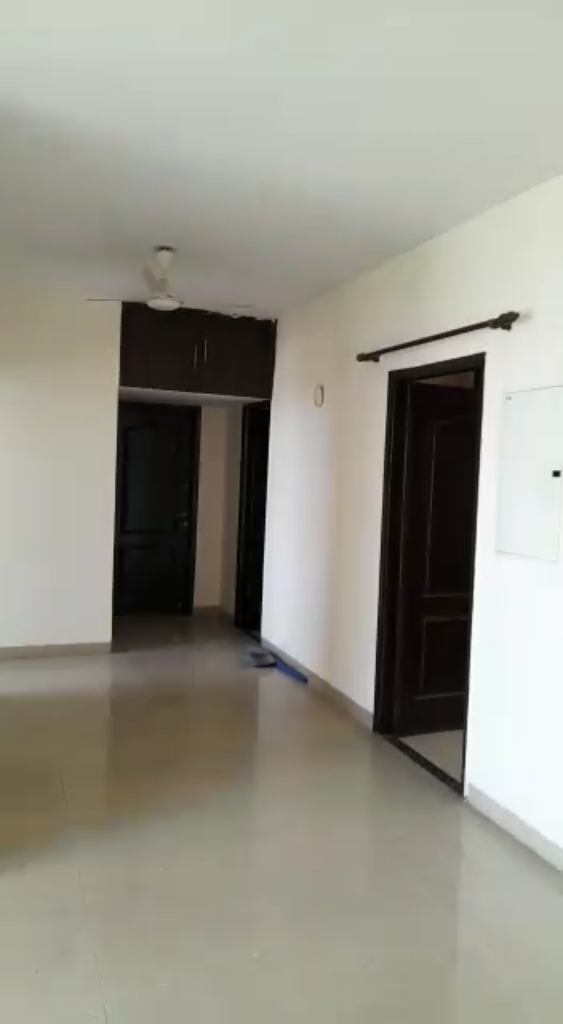 3 BHK Apartment For Rent in Unitech Uniworld Gardens 2