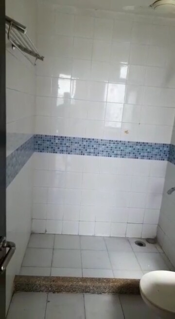 Bathroom in 3 BHK Apartment at Unitech Uniworld Gardens 2, Sector 47 – for Rent