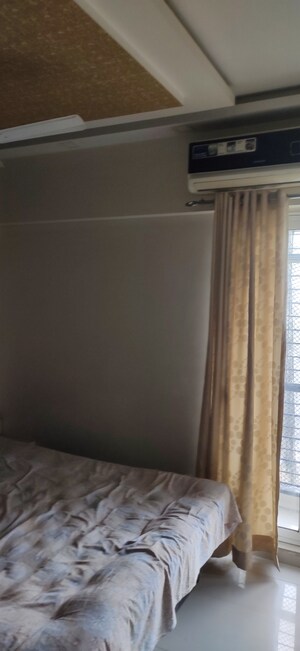 Bedroom in 2 BHK Apartment at Rosa Bella, Ghodbunder Road – for Sale
