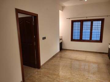 Room in 3 BHK Apartment at Benson Apartments, Benson Town – for Rent