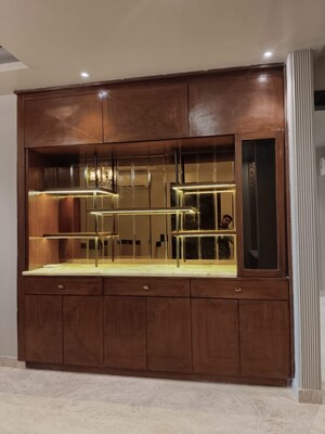 Furnished Amenities in 4 BHK Builder Floor at Vipul Square, Sushant Lok I – for Sale