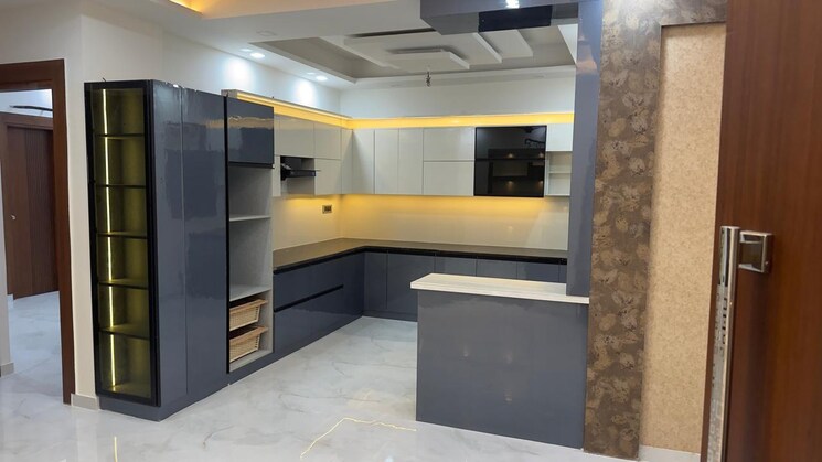 Kitchen, sector 81 3 Bedroom 275 Sq.Yd. Builder Floor In Sector 81 Faridabad 9232886