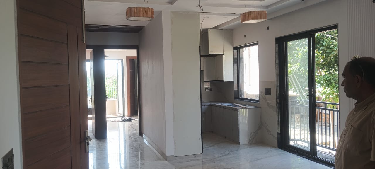 3 BHK Builder Floor For Sale in BPTP District 3