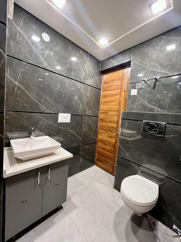 Kitchen in 3 BHK Builder Floor at Sector 84 – for Rent
