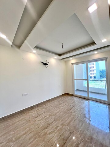 Room in 3 BHK Builder Floor at Sector 84 – for Rent