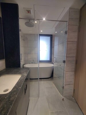 Bathroom in 4 BHK Apartment at Rustomjee Crown, Prabhadevi – for Rent