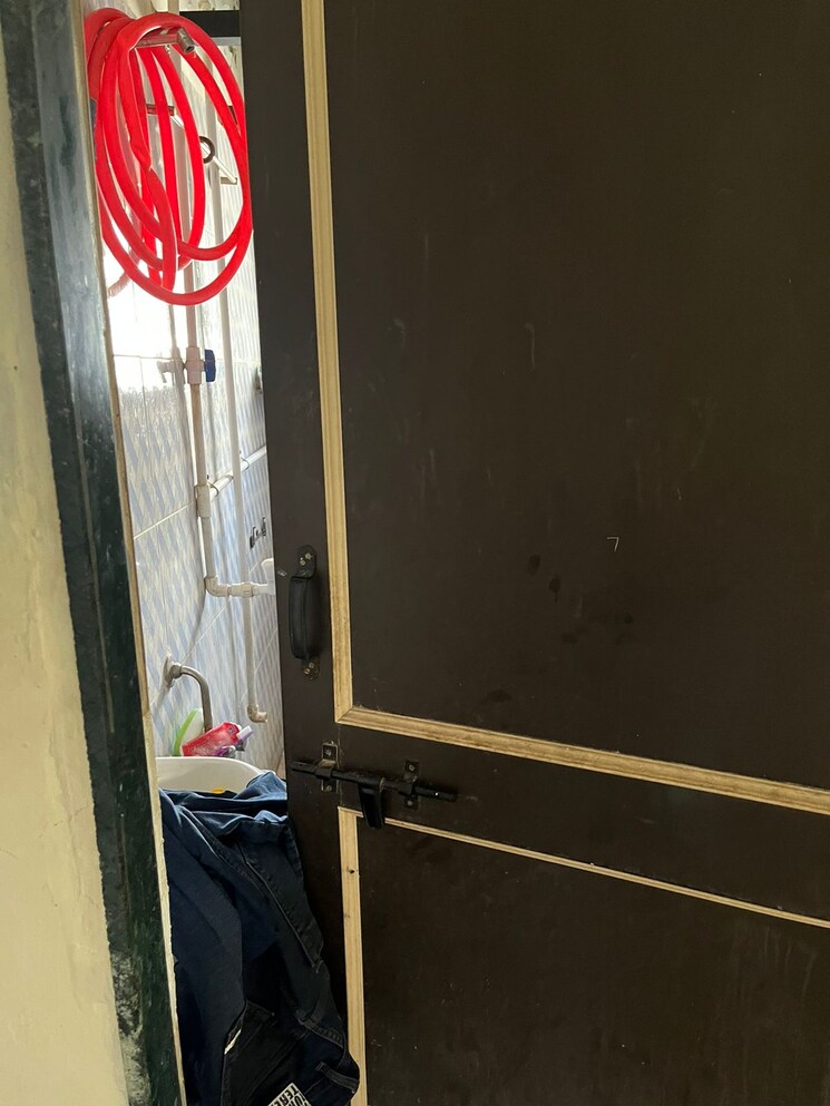 Room, shree-balaji-enclave 1 Bedroom 500 Sq.Ft. Apartment In Manjri Budruk Pune 9232934