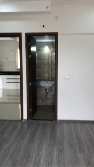 Furnished Amenities in 2 BHK Apartment at Goel Ganga Legend, Bavdhan – for Rent