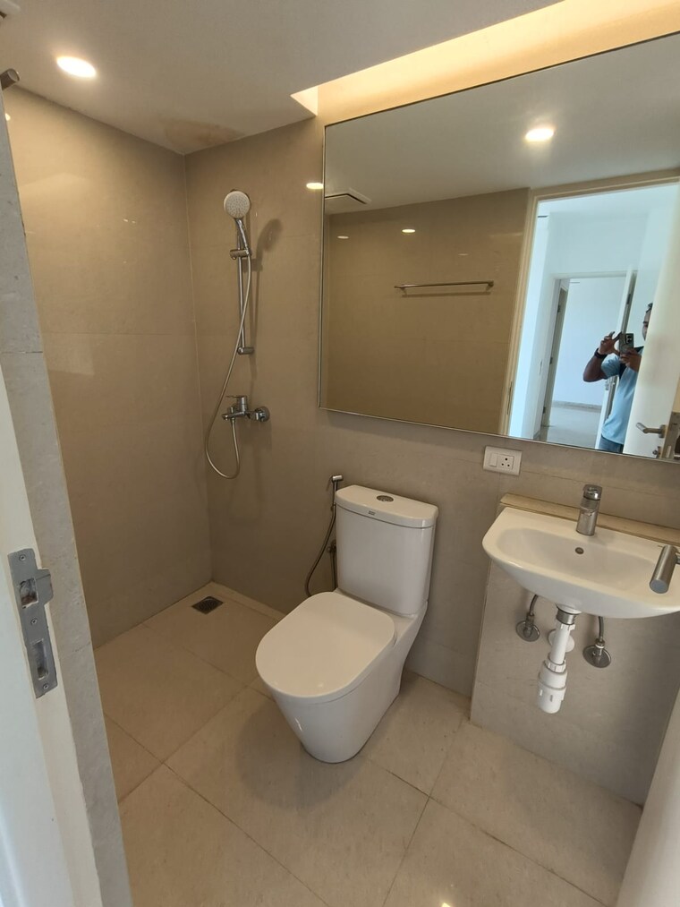 Bathroom, hiranandani-estate-solitaire-c 1 Bedroom 885 Sq.Ft. Apartment In Ghodbunder Road Thane 9232995