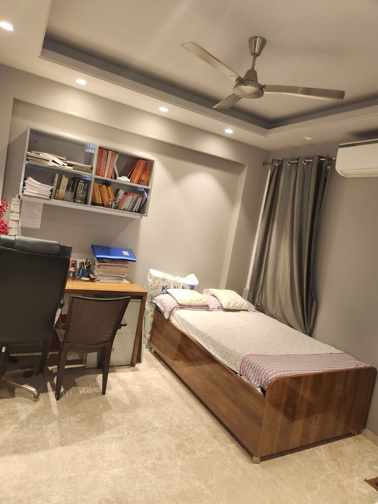 Bedroom, greater kailash i 4 Bedroom 2700 Sq.Ft. Apartment In Greater Kailash I Delhi 9233007