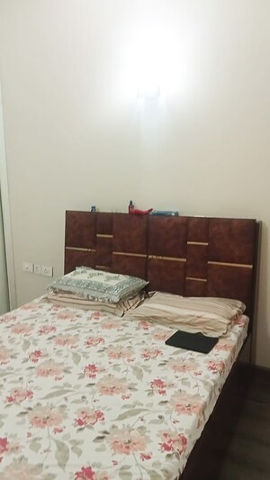 Bedroom in 2 BHK Builder Floor at Uday Arden 45, Sector 45 – for Rent